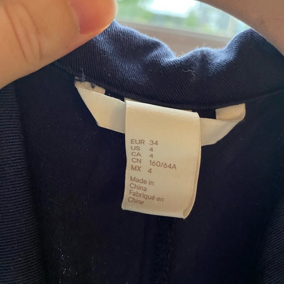 H&M Navy Jumpsuit Size 4 - Picture 2 of 3